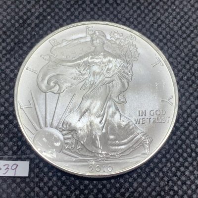 2010年 (新品) アメリカ 「イーグル・ウオーキング リバティ」純銀 1オンス 銀貨 #7639