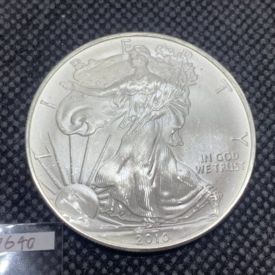 2010年 (新品) アメリカ 「イーグル・ウオーキング リバティ」純銀 1オンス 銀貨 #7640