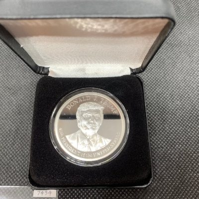 (New)「President Donald J. Trump」Silver 1 oz Proof Round #7434