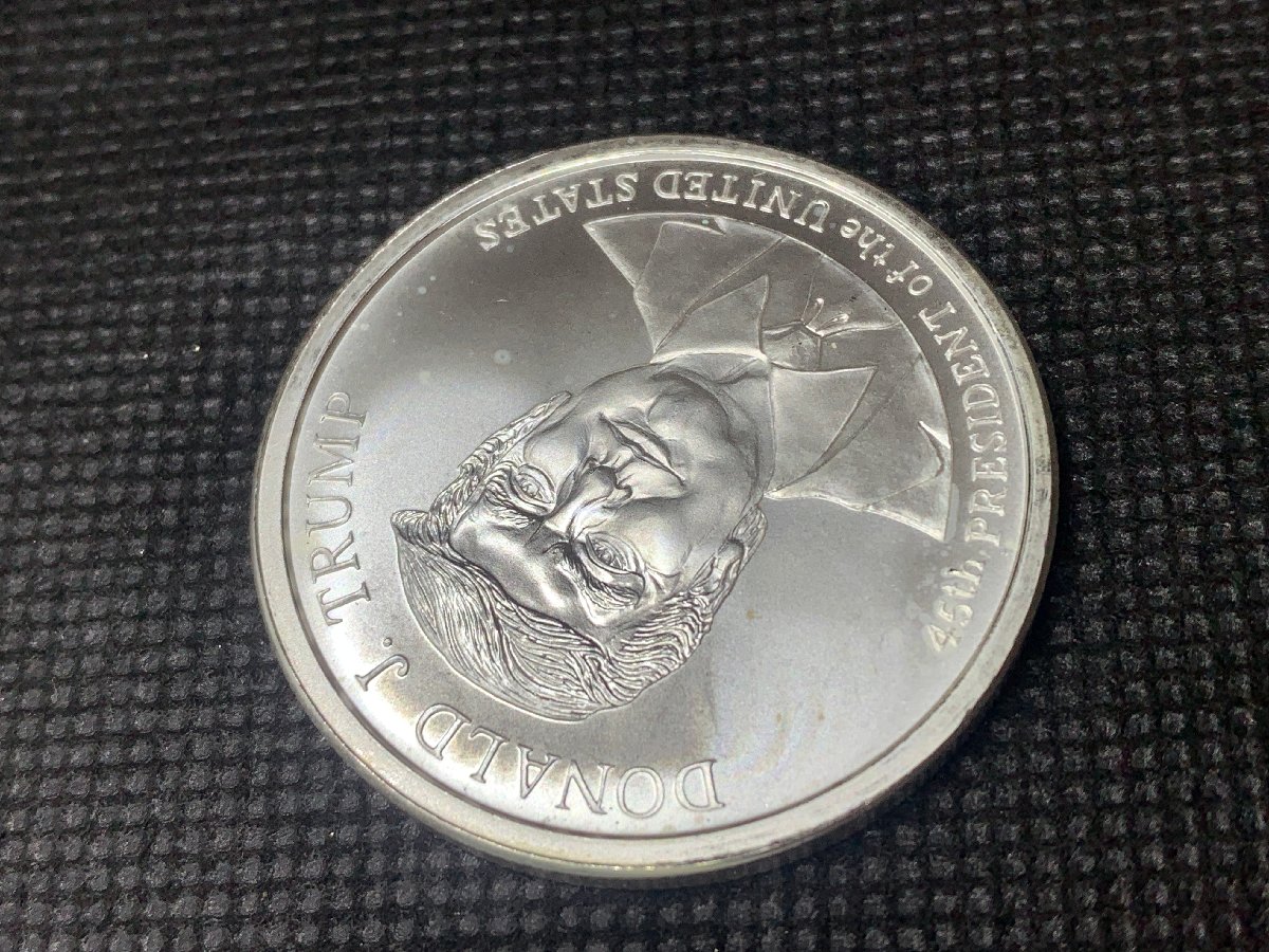 (新品) アメリカ「ドナルド・J・トランプ大統領」純銀 1オンス メダル #7632 - 画像 (5)