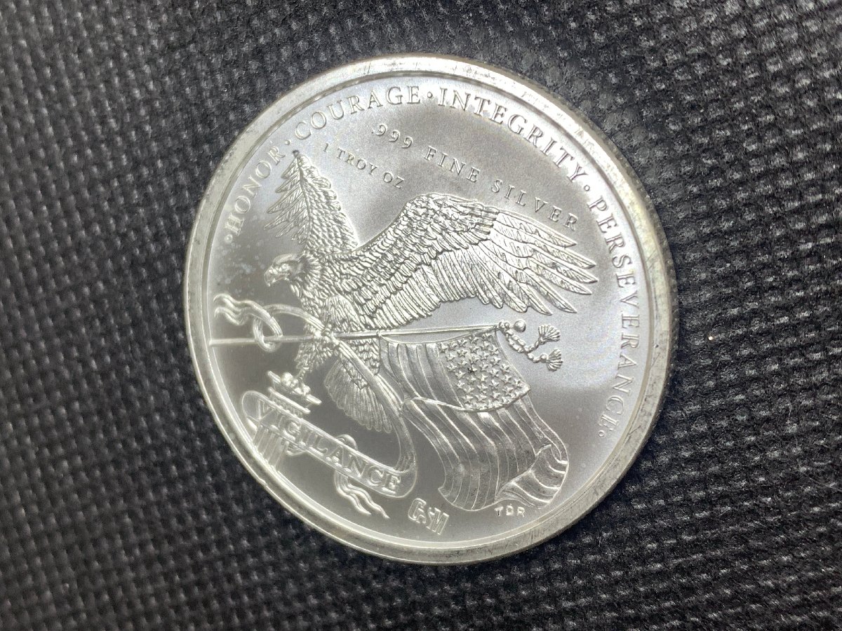 (新品) アメリカ「ドナルド・J・トランプ大統領」純銀 1オンス メダル #7630 - 画像 (4)