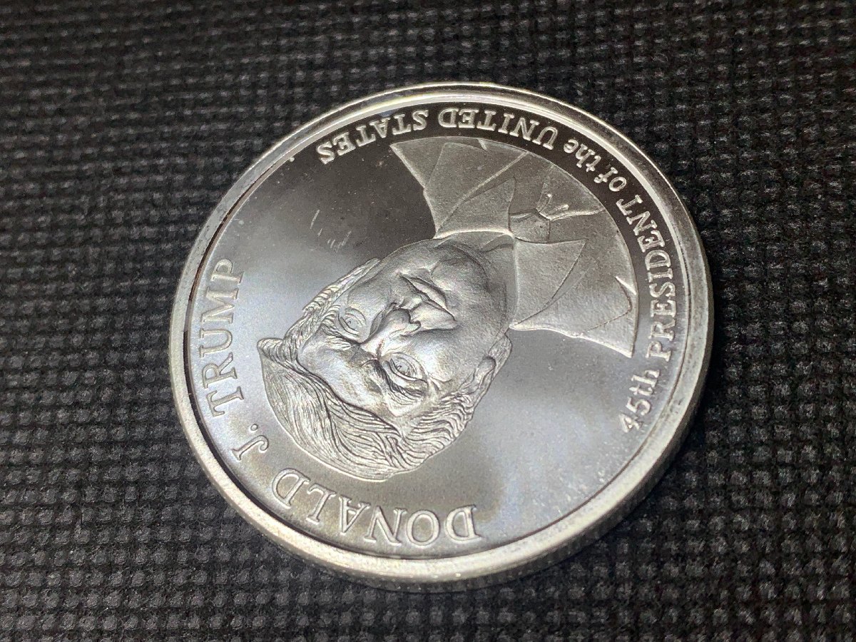 (新品) アメリカ「ドナルド・J・トランプ大統領」純銀 1オンス メダル #7598 - 画像 (5)