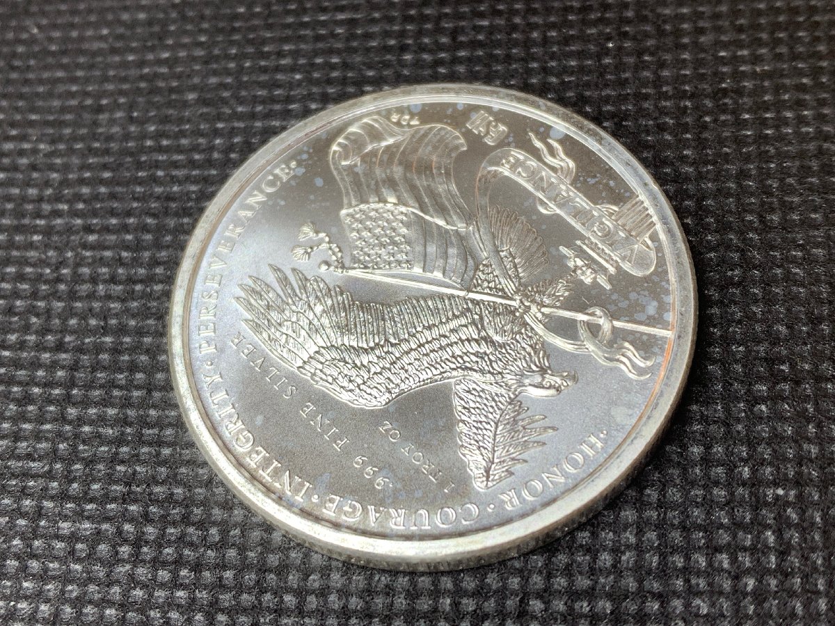 (新品) アメリカ「ドナルド・J・トランプ大統領」純銀 1オンス メダル #7303 - 画像 (6)